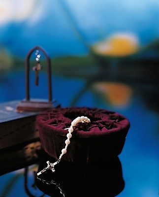 포토 JPG 기독교 종교 백그라운드 십자가 종교용품 기독교용품 사람없음 천주교 묵주 로자리오 헌금함 국내포토 파일형식