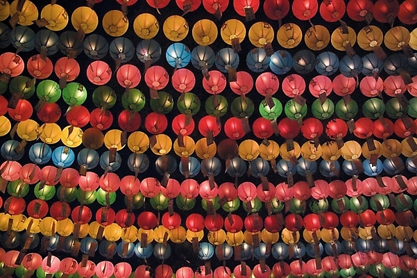 포토 JPG 한국전통 전통 종교 백그라운드 불교 종교용품 사람없음 야외 여러개 부처님오신날 야간 불교용품 연등 연등행사 국내포토 자연요소 기념일 다수 한국 이벤트 등불 파일형식