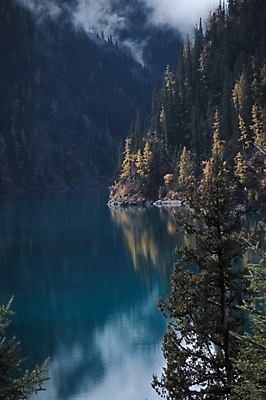 포토 JPG 주간 나무 식물 사계절 계절 호수 자연 산 여러그루 풍경 사람없음 야외 반사 가을 숲 국내포토 자연요소 다수 생태계 파일형식