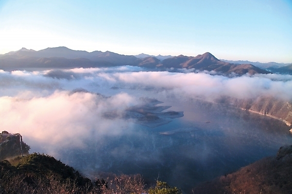 포토 JPG 주간 구름 바다 섬 배경화면 백그라운드 자연 풍경 사람없음 야외 국내포토 자연요소 생태계 파일형식