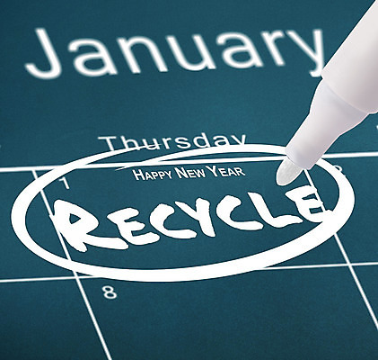 포토 JPG 해외이미지 텍스트 표시 문구용품 잉크 오리 사람없음 빨간색 파란색 펜 달력 흰색 기록 원형 날짜 그림 해피뉴이어 1월 월 해외202004 해외포토 도형 컬러 조류 필기구 새해인사 오브젝트 파일형식