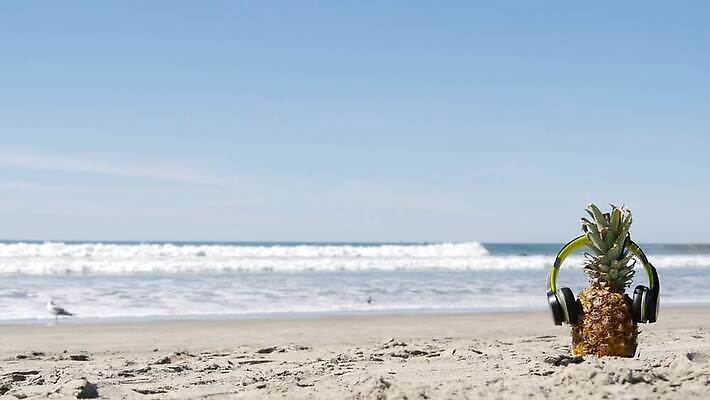 음악 모래 파도 바다 과일 하늘 휴가 휴식 사람없음 초록색 물 여름 파란색 노란색 파티 맑음 헤드폰 미국 분위기 닫기 파인애플 긍정 캘리포니아 로스앤젤레스 이국적 파라다이스 힙스터 미니멀 4K 오션사이드 산타모니카 MP4 해외동영상 클립영상 자연요소 계절 패션 컬러 음향기기 컨셉 북아메리카 모션 날씨 문화예술 이벤트 열대과일 동영상 파일형식
