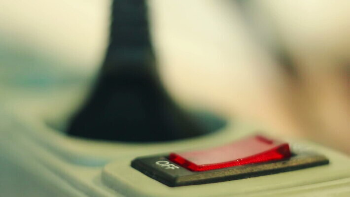 산업 부분 사람없음 전자제품 빛 금속 힘 기계 장비 터치 에너지 과학기술 기구 판넬 연결 플라스틱 신호 회전 전자 스위치 제어 텀블러 하드웨어 주도 MOV 해외동영상 클립영상 재질 기술 컵 컴퓨터 예절 동영상 파일형식