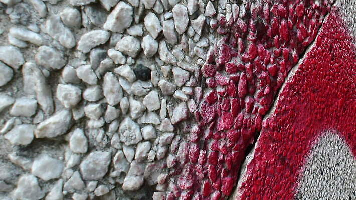 디자인 벽 컬러 백그라운드 추상 벽돌 미술 사람없음 건물 빨간색 초록색 컬러풀 뷰티 검은색 어둠 페인트 손상 벚꽃 붓 얼룩 그리기 닫기 질감 시멘트 덮기 층 제비 그런지 방치 석고 콘크리트 MOV 해외동영상 클립영상 건축물 꽃 컨셉 무늬 모션 조류 문화예술 동영상 파일형식