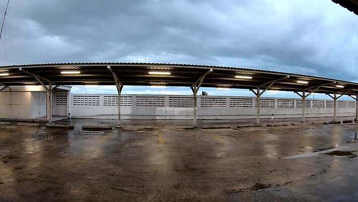 접시 디자인 외관 산업 선 벽 컬러 백그라운드 패턴 비즈니스 건축양식 공장 표면 지붕 프레임 사람없음 건물 파란색 빛 울타리 문 금속 줄무늬 회색 도시 판넬 철 묘사 창고 부식 질감 시트 셔터 골절 줄서기 차고 철강 아연 4K MOV 해외동영상 클립영상 식기 건축물 건축 무늬 공업 의학 모션 재질 담장 동영상 영양소 파일형식