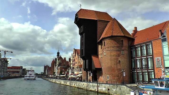 바다 여행 항해 사람없음 강 여행객 항구 도시 보트 기중기 함선 해군 승객 해적 포트 네비게이션 폴란드 발트해 옛날 MP4 해외동영상 클립영상 유럽 교통시설 군대 북유럽 사람 배 중장비 도둑 동영상 선박 파일형식
