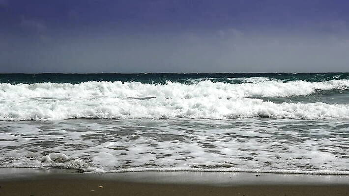 계절 모래 파도 바다 여행 백그라운드 자연 휴가 사람없음 야외 물 파란색 모래사장 햇빛 노란색 우주 맑음 거품 흰색 서핑 작음 묘사 질감 암초 내추럴 그런지 MOV 해외동영상 슬로모션 클립영상 자연요소 컬러 날씨 촬영기법 태양 수상스포츠 크기 생태계 동영상 파일형식