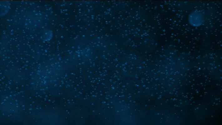 모양 호수 음료 바다 백그라운드 휴식 조명 사람없음 물 반사 환경 수중 거품 알코올 액체 잠수함 아래 다이빙 콜라 소다 MOV 해외동영상 클립영상 자연요소 컨셉 수영 방향 탄산음료 위치 동영상 수중스포츠 파일형식