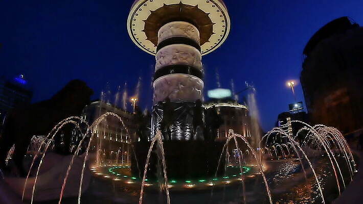 디자인 공원 산업 파도 컬러 여행 백그라운드 유리 하늘 미술 이벤트 사람없음 물 파란색 빛 컬러풀 반사 파티 검은색 축제 어둠 힘 장비 도시 개울 떨어짐 저녁 철 분수 쇼 장면 분무기 공상 마법 무거움 일반 브로츠와프 크리스마스이브 MOV 해외동영상 클립영상 자연요소 공공시설 바다 컨셉 크리스마스 재질 문화예술 강 무게 야간 동영상 파일형식