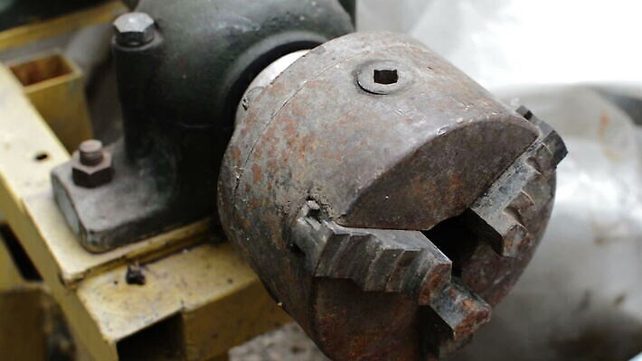 산업 백그라운드 부분 공장 교통시설 사람없음 금속 힘 기계 장비 운전 업무 바퀴 기름 철 묘사 부식 톱니바퀴 복고 롤러 무거움 엔진 기어 공학 모터 그런지 도르래 옛날 철강 MOV 해외동영상 클립영상 교육 음식 교통 공업 모션 재질 작업 무게 시설 동영상 파일형식