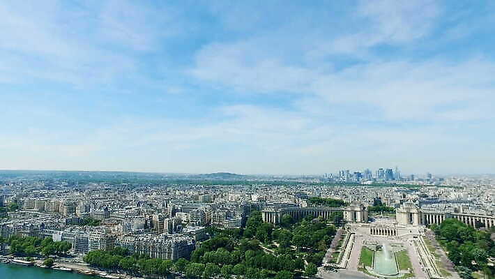 나무 외관 공원 유럽 컬러 여행 건축양식 하늘 거리 주택 안테나 파노라마 풍경 사람없음 야외 건물 파란색 도시풍경 탑 프랑스 도시 역사 도심 정사각형 지역 타운 스카이라인 프랑스어 랜드마크 수도권 옛날 수평선 파리(프랑스) 4K MOV 해외동영상 클립영상 도형 식물 문자 건축물 공공시설 건축 나라 통신 촬영기법 동영상 파일형식