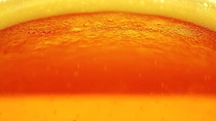 음료 컬러 백그라운드 패턴 오렌지 벽지 추상 맥주 미술 사람없음 컵 노란색 거품 젖음 머그컵 추위 물방울 알코올 신선 바 액체 황금 붓기 시원함 가득함 상쾌 질감 서리 양조 양조장 유체 MOV 해외동영상 클립영상 식기 감정 무늬 과일 모션 문화예술 주류 동영상 파일형식