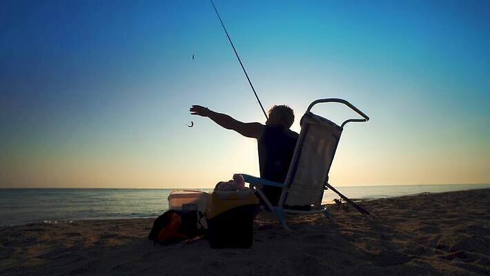 1 남자 실루엣 호수 모래 스포츠 바다 오렌지 자연 하늘 아침 낚시 휴가 휴식 어류 어업 사람 취미 사람없음 물 빛 강 태양 노란색 일출 황혼 일몰 연못 잡기 황금 야간 저녁 유혹 낚시꾼 얼레 민물 수평선 4K MP4 해외동영상 클립영상 주간 자연요소 산업 컬러 컨셉 과일 모션 레저 촬영기법 노을 수중동물 생태계 동영상 파일형식