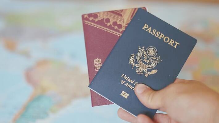 유럽 여행 지도 아프리카 휴가 스웨덴 사람없음 파란색 세계 글로벌 여행객 미국 신용카드 물개 심볼 대륙 문서 보안 여권 신분 북쪽 동영상 통과 남쪽 시민 고립 비자 신분증 제어 지리 이민 4K MOV 해외동영상 클립영상 나라 컬러 이동 북아메리카 포유류 북유럽 안전 사람 금융 바다동물 방향 국민 증명서 파일형식