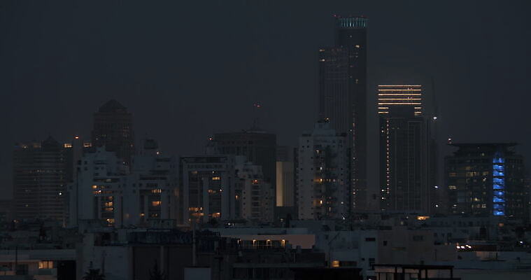 건축양식 사람없음 건물 도시풍경 사무실 고층빌딩 황혼 새벽 도시 야간 저녁 이스라엘 4K MOV 해외동영상 클립영상 자연요소 건축물 건축 비즈니스 풍경 빌딩 일몰 동영상 서아시아 파일형식