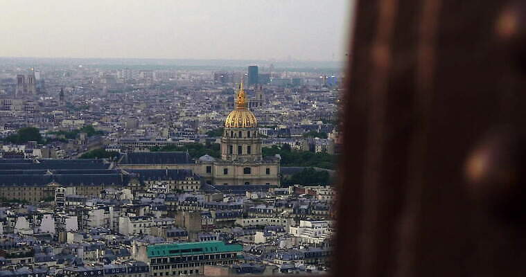 여행 건축양식 사람없음 야외 건물 도시풍경 프랑스 황금 멀리 구시가지 파리(프랑스) 4K 락다운 MOV 해외동영상 클립영상 건축물 건축 유럽 풍경 도시 동영상 파일형식