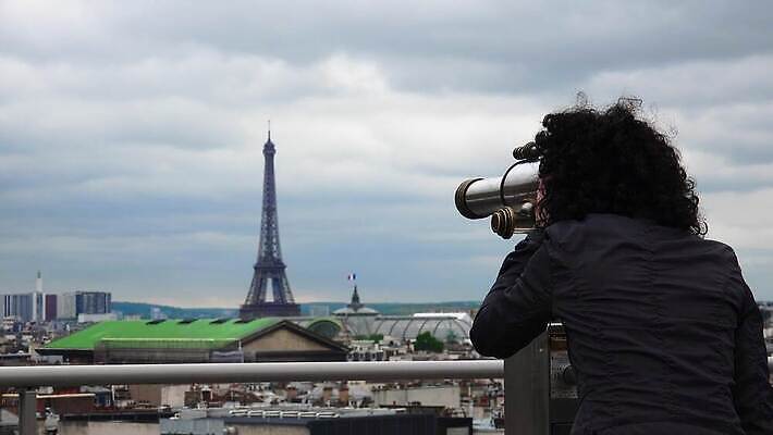 응시 유럽 여행 건축양식 자연 하늘 휴가 파노라마 풍경 사람없음 야외 도시풍경 여행객 탑 금속 동전 쌍안경 망원경 장비 프랑스 기구 관찰 도시 검색 비전 스카이라인 프랑스어 랜드마크 철강 광학 파리(프랑스) 4K MP4 해외동영상 클립영상 문자 건축물 시선 건축 나라 돈 모션 재질 촬영기법 사람 생태계 동영상 파일형식