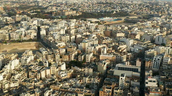 부동산 아파트 주택 사람없음 도시풍경 갈색 도시 타운 몰타섬 4K 설정숏 MOV 해외동영상 클립영상 컬러 섬 촬영기법 풍경 건물 재산 몰타 동영상 파일형식