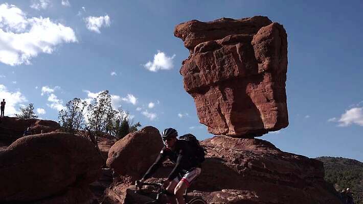 공원 여행 백그라운드 오렌지 자연 하늘 산 풍경 사람없음 빨간색 정원 미국 봄 내추럴 랜드마크 전국 지질 콜로라도 4K MP4 해외동영상 클립영상 계절 공공시설 컬러 북아메리카 과일 생태계 동영상 파일형식