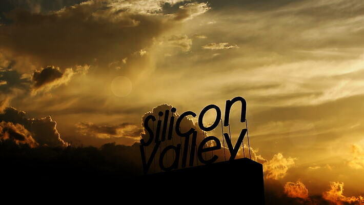 여행 백그라운드 회사 사람없음 뷰티 계곡 어둠 일몰 표지판 재산 정상 사인 캘리포니아 지역 실리콘 4K MOV 해외동영상 클립영상 비즈니스 알림판 금융 노을 미국 동영상 파일형식