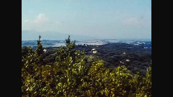 외관 유럽 바다 섬 여행 백그라운드 자연 하늘 휴가 안테나 사람없음 야외 물 파란색 일출 수확 골동품 도시 만 역사 클래식 도서관 지중해 필름 영화 향수 그리스 복고 영사기 그리스인 보관소 옛날 코르푸 파라다이스 수평선 4K MOV 해외동영상 클립영상 자연요소 서양인 교육 나라 컬러 컨셉 농업 통신 문화예술 노을 화장품 저장 생태계 동영상 파일형식