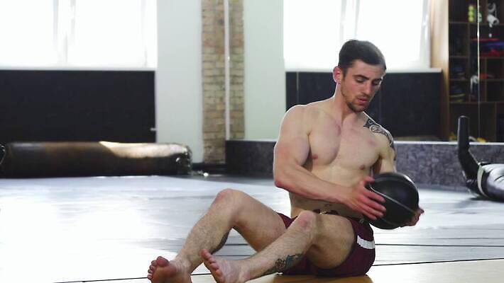 직업 라이프스타일 남자 스포츠 포즈 운동화 이동 신체 휴식 건강 한명 운동 스트레칭 힘 연습 체육관 체조선수 근육질 체조 무거움 복근 챔피언 필승 자극 종합격투기 4K MOV 해외동영상 클립영상 1 신발 컨셉 근육 운동선수 사람 생활 격투기 우승 무게 몸매 동영상 파일형식