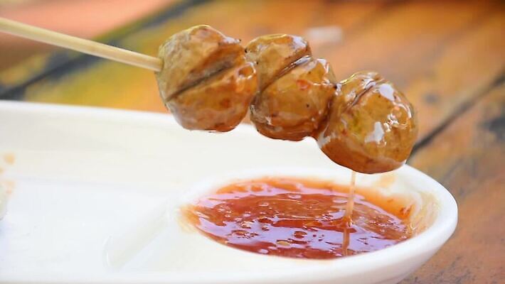 접시 아시아 음식 백그라운드 공 거리 건강 육류 돼지고기 요리 동양인 사람없음 초록색 쌓기 금속 식당 식사 저녁식사 치킨 봄 소고기 튀김 흰색 신선 막대기 소시지 꼬치 맛 그릴 바비큐 미트볼 굽기 매움 아보카도 점심식사 고립 케밥 다진 핸드메이드 스타일 맛있는 MOV 해외동영상 클립영상 식기 계절 나라 컬러 컨셉 과일 식재료 모션 재질 주방용품 인종 상점 가공식품 구이 동영상 닭고기요리 파일형식