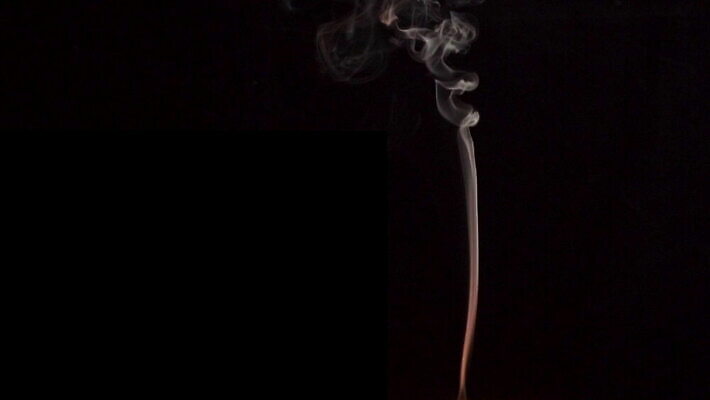 모양 구름 파도 백그라운드 곡선 모션 불 추상 담배 미술 사람없음 그래픽 빛 검은색 어둠 침묵 흐름 안개 소용돌이 죽음 뜨거움 투명 영혼 연기 매끈함 야간 수증기 신비 무서움 질감 역동적 마법 연소 광 효과 4K MOV 해외동영상 클립영상 자연요소 감정 선 바다 컬러 컨셉 무늬 날씨 문화예술 소리 회오리 감각 동영상 파일형식