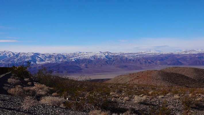 구름 공원 모래 여행 겨울 자국 자연 하늘 휴가 산 건조 파노라마 풍경 사람없음 야외 파란색 계곡 맑음 미국 트래킹 하이킹 사막 흰색 황무지 숲 언덕 캘리포니아 통과 내추럴 요세미티국립공원 전국 절정 4K MP4 해외동영상 클립영상 자연요소 계절 공공시설 컬러 북아메리카 레저 날씨 촬영기법 국립공원 생태계 동영상 파일형식