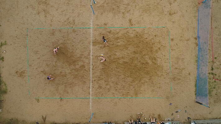 모래 포즈 공 놀이 안테나 사람 사람없음 세로 여름 태양 게임 정상 공격 배구 스파이크 항공촬영 드론 법정 섞기 4K MOV 해외동영상 슬로모션 클립영상 자연요소 계절 뷰포인트 통신 모션 촬영기법 구기 동영상 파일형식