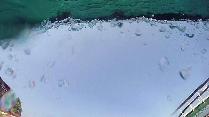 백그라운드 모션 자연 사람없음 물 달리기 반사 활발 거품 젖음 흐름 가을 물방울 신선 투명 액체 개울 가장자리 떨어짐 이슬 순수 수도꼭지 느림 샤워실 스플래쉬 MOV 해외동영상 슬로모션 클립영상 자연요소 계절 컨셉 촬영기법 강 둘레 생태계 동영상 샤워시설 파일형식