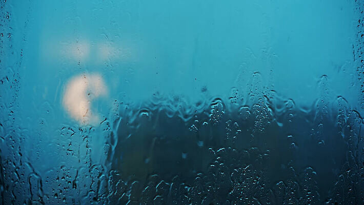 백그라운드 패턴 창문 자연 유리 하늘 표면 날씨 추상 아파트 사람없음 건물 물 빛 반사 환경 새벽 활발 거품 젖음 추위 물방울 신선 도시 투명 액체 떨어짐 소프트포커스 수분 묘사 질감 보케 날카로움 폭풍 스파이크 항공촬영 판유리 MOV 해외동영상 클립영상 자연요소 건축물 뷰포인트 컨셉 무늬 재질 주택 촬영기법 생태계 동영상 파일형식