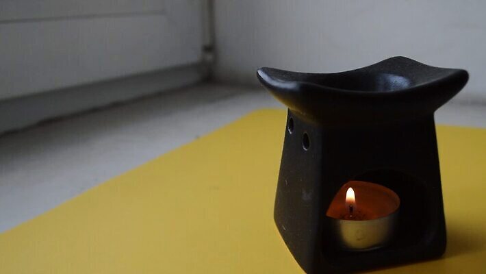 선 백그라운드 신체 불꽃 휴식 건강 사람없음 빛 뷰티 우주 상점 스파 회색 바위 그룹 고급 오브젝트 휴양지 아로마 아로마테라피 테라피 내추럴 연소 구성 돌봄 왁스 MOV 해외동영상 클립영상 컬러 컨셉 모션 불 장소 돌_바위 동영상 파일형식