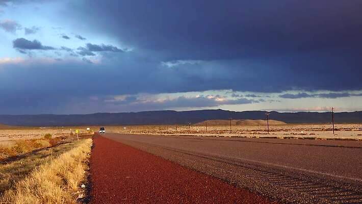 공원 도로 여행 백그라운드 자연 하늘 산 파노라마 사람없음 야외 파란색 컬러풀 햇빛 태양 일출 환경 계곡 기계 황혼 일몰 새벽 숲 장면 지역 뇌우 절정 4K MP4 해외동영상 클립영상 자연요소 공공시설 길 컬러 교통시설 촬영기법 노을 생태계 동영상 파일형식
