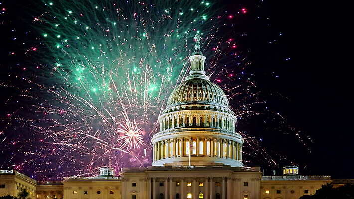 기념일 행복 건축양식 회의 불 휴가 기념 폭죽 이벤트 사람없음 건물 파란색 빛 컬러풀 파티 축제 미국 축하 도시 야간 심볼 천연기념물 국회 7월 독립 독립기념일 랜드마크 수도권 워싱턴 전국 정부 정치 4K MOV 해외동영상 클립영상 자연요소 건축물 건축 감정 컬러 컨셉 북아메리카 비즈니스 날짜 지역 동영상 파일형식