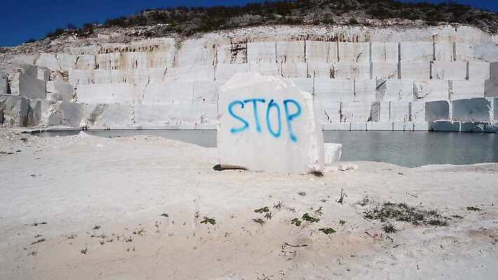 공원 유럽 호수 벽 여행 자연 산 파노라마 풍경 사람없음 야외 초록색 물 파란색 컬러풀 성당 맑음 블록 바위 흰색 작음 사인 대리석 남쪽 내추럴 그만 마케도니아 석회암 지질 지질학 케일 터키석 4K MP4 해외동영상 클립영상 자연요소 공공시설 교육 나라 컬러 채소 재료 종교건축 날씨 촬영기법 암석 돌_바위 크기 보석 방향 생태계 동영상 파일형식 남유럽