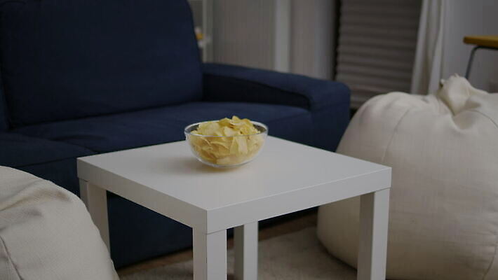 라이프스타일 행복 얼굴 음료 음악 음식 거실 유리 휴가 아파트 주택 감자 맥주 사람없음 목재 청춘 뷰티 노란색 파티 기쁨 방 모임 튀김 마시기 축하 알코올 생일 사발 폐기물 야간 저녁 속도 주말 세대 유흥 비어있는 4K MOV 해외동영상 클립영상 자연요소 나무 기념일 감정 컬러 컨셉 채소 재료 모션 재질 문화예술 주류 이벤트 건물 생활 신체부위 사기그릇 쓰레기 동영상 파일형식