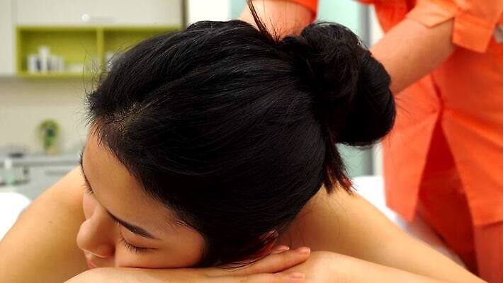 직업 라이프스타일 여자 얼굴 신체 휴식 갈색머리 실내 건강 관리 한명 들기 동양인 성인 수건 뷰티 머리 평화 귀여움 상점 스파 흰색 잡기 마사지 오픈 끝 닫기 미용사 고객 피부 순수 테라피 거짓말 돌봄 안마사 4K MOV 해외동영상 클립영상 1 헤어스타일 컬러 컨셉 모션 사람 인종 내부 생활 신체부위 위생용품 동영상 파일형식