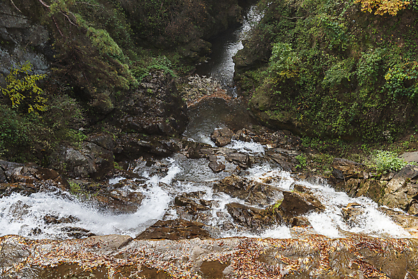 포토 JPG 주간 사람없음 야외 가을풍경 폭포 가을 바위 의림지 제천 국내포토 자연요소 계절 자연 풍경 돌_바위 저수지 충청북도 파일형식 제천10경 가을_계절
