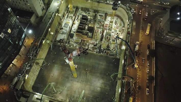 공공시설 산업 백그라운드 건축양식 부동산 노동자 풍경 사람없음 건물 금융 빛 도시풍경 사무실 고층빌딩 기계 장비 건설현장 도시 업무 작업 엔지니어 재산 고급 야간 건축가 아스팔트 땅 기중기 공학 진행 개발 콘크리트 4K MOV 해외동영상 클립영상 자연요소 직업 건축물 교육 건축 도로 컨셉 비즈니스 건설업 빌딩 경제 중장비 기술자 시설 동영상 파일형식