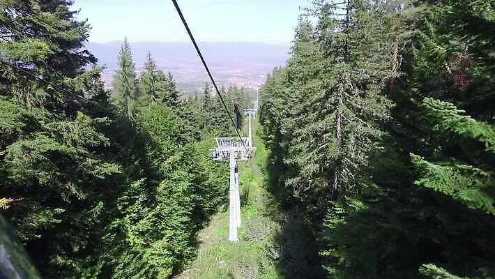 나무 유럽 교통수단 교통시설 스키 산 사람없음 소나무 곤돌라 철사 불가리아 4K 반스코 MP4 해외동영상 클립영상 식물 나라 교통 겨울스포츠 시설 동영상 파일형식 남유럽