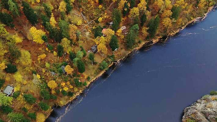 모양 나무 유럽 컬러 여행 곡선 자연 안테나 파노라마 숙이기 사람없음 야외 초록색 물 강 컬러풀 계곡 일몰 놀람 시골 숲 체코 프라하 내추럴 공화국 드론 보헤미아 조감도 편자 4K MOV 해외동영상 클립영상 자연요소 식물 감정 나라 선 포즈 통신 촬영기법 표정 노을 생태계 동영상 말발굽 파일형식