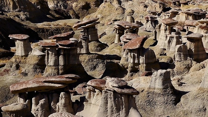 공원 자연 산 멕시코 건조 국립공원 풍경 사람없음 야외 가로 스터디 계곡 미국 사막 탐험 외계인 가을 바위 황무지 사암 뉴멕시코 전국 지질학 특별함 불모지 4K 건조기후 MP4 해외동영상 클립영상 계절 공공시설 교육 컨셉 북아메리카 학습 미확인물체 돌 생태계 동영상 파일형식