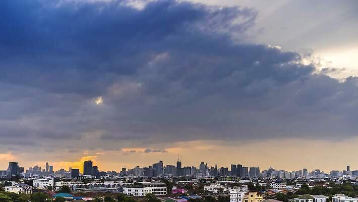 구름 라이프스타일 디자인 벽 컬러 비즈니스 건축양식 하늘 날씨 새로움 거리 아파트 사람없음 내부 건물 여름 빛 도시풍경 사무실 햇빛 반사 일출 맑음 고층빌딩 황혼 일몰 새벽 방 흰색 도시 사찰 센터 재산 야간 저녁 스카이라인 리빙 랜드마크 스타일 4K MOV 해외동영상 클립영상 자연요소 건축물 계절 건축 컨셉 종교건축 주택 풍경 빌딩 생활 금융 태양 노을 동영상 파일형식