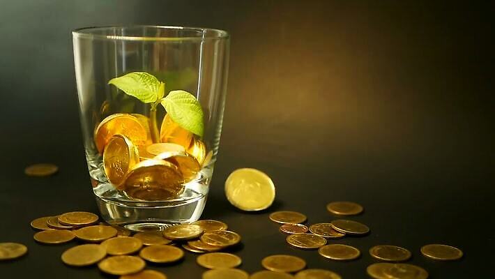 백그라운드 돈 비즈니스 유리 성공 사람없음 금융 경제 동전 저축 성장 항아리 시장 재산 황금 구부린 계획 투자 이익 가치 대출 계좌 수입 MOV 해외동영상 슬로모션 클립영상 컨셉 모션 재질 촬영기법 도자기 동영상 파일형식