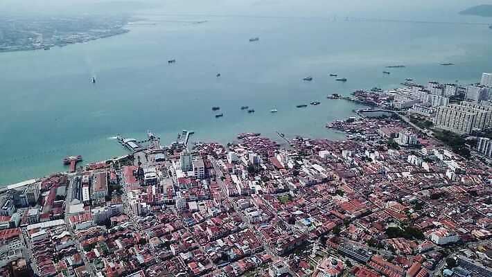 아시아 여행 파노라마 풍경 사람없음 야외 관광지 하이앵글 도시풍경 동남아시아 도시 말레이시아 4K 페낭 MOV 해외동영상 클립영상 나라 뷰포인트 촬영기법 동영상 파일형식