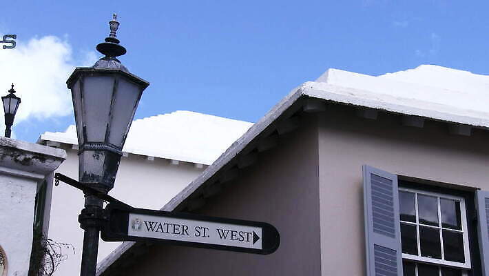 해외 바다 섬 여행 건축양식 자연 휴가 영국 협상 사람없음 건물 여행객 침묵 최고 만 역사 산호초 조선소 박물관 영토 해군 타운 대서양 다도해 랜드마크 식민지 이국적 터키석 파라다이스 4K MOV 해외동영상 클립영상 건축물 건축 유럽 산업 비즈니스 군대 사람 소리 도시 수중식물 보석 생태계 동영상 파일형식