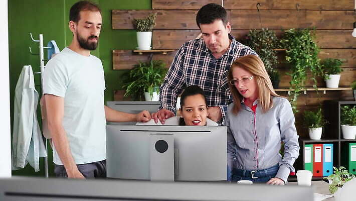 직업 디자인 여자 남자 컨셉 회사 비즈니스 사업가 통신 협력 설계 아이디어 함께함 창조 사람없음 노트북 컴퓨터 사무실 알약 자료 과학기술 업무 비즈니스맨 비즈니스우먼 그룹 계획 토론 동료 창업 비전 나눔 유지 유니콘 프로젝트 콜라보레이션 브레인스토밍 4K MOV 해외동영상 클립영상 관계 기술 사람 전자제품 약 작업 직장인 자영업 동영상 파일형식