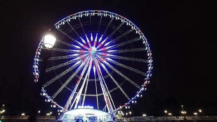 공원 유럽 여행 백그라운드 크리스마스 건축양식 하늘 전등 조명 거리 사람없음 야외 건물 빛 도시풍경 금속 검은색 어둠 프랑스 흰색 도시 바퀴 원형 야간 저녁 큼 정사각형 장면 파리 빛망울 프랑스어 랜드마크 수도권 옛날 오벨리스크 4K MP4 해외동영상 클립영상 자연요소 도형 문자 건축물 공공시설 기념일 건축 나라 컬러 재질 풍경 밤 크기 지역 동영상 파일형식