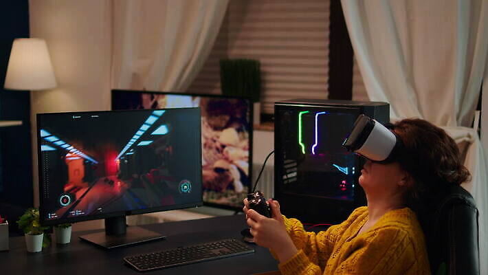 직업 컨셉 인터넷 놀이 고글 주택 기술 앉기 사람없음 10대 컴퓨터 디지털 경쟁 흐름 분노 게임 체험 개울 발사 집중 하이테크 슛 비전 조이스틱 사수 온라인 동영상 위로 게이머 관리자 분실 비디오게임 플레이어 가상 가상현실 현실 크리에이터 4K MOV 해외동영상 클립영상 감정 모션 청소년 건물 전자제품 강 게임기 파일형식 1인미디어